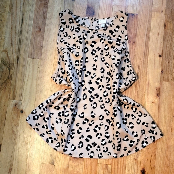 3 for 20 Leopard print xxl blouse. - Picture 1 of 2